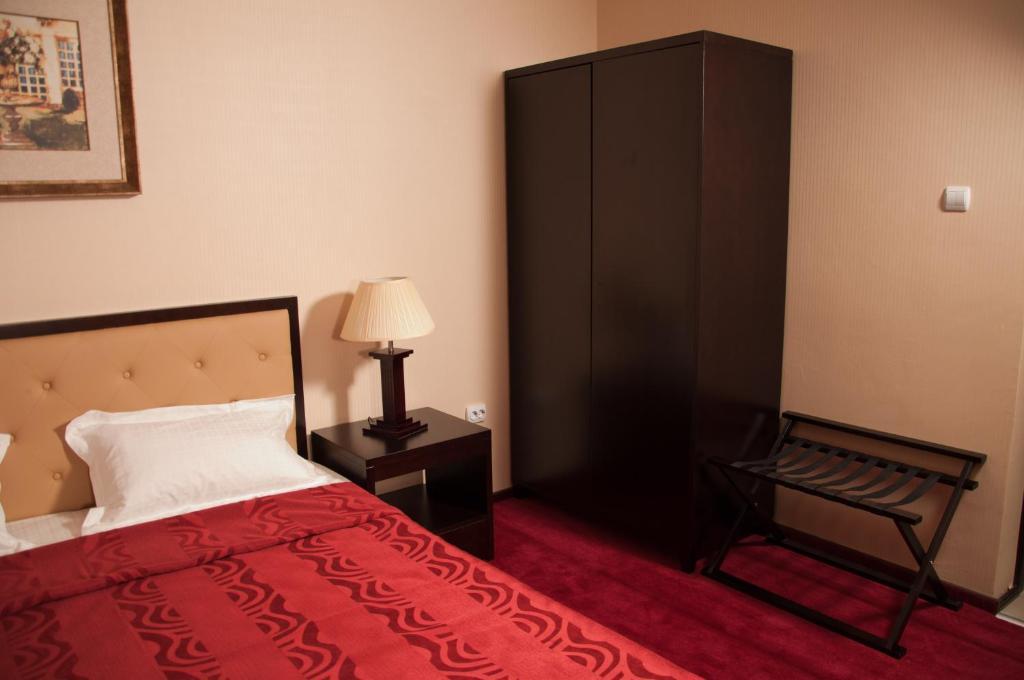 Hotel Baden Calaraşi Oda fotoğraf