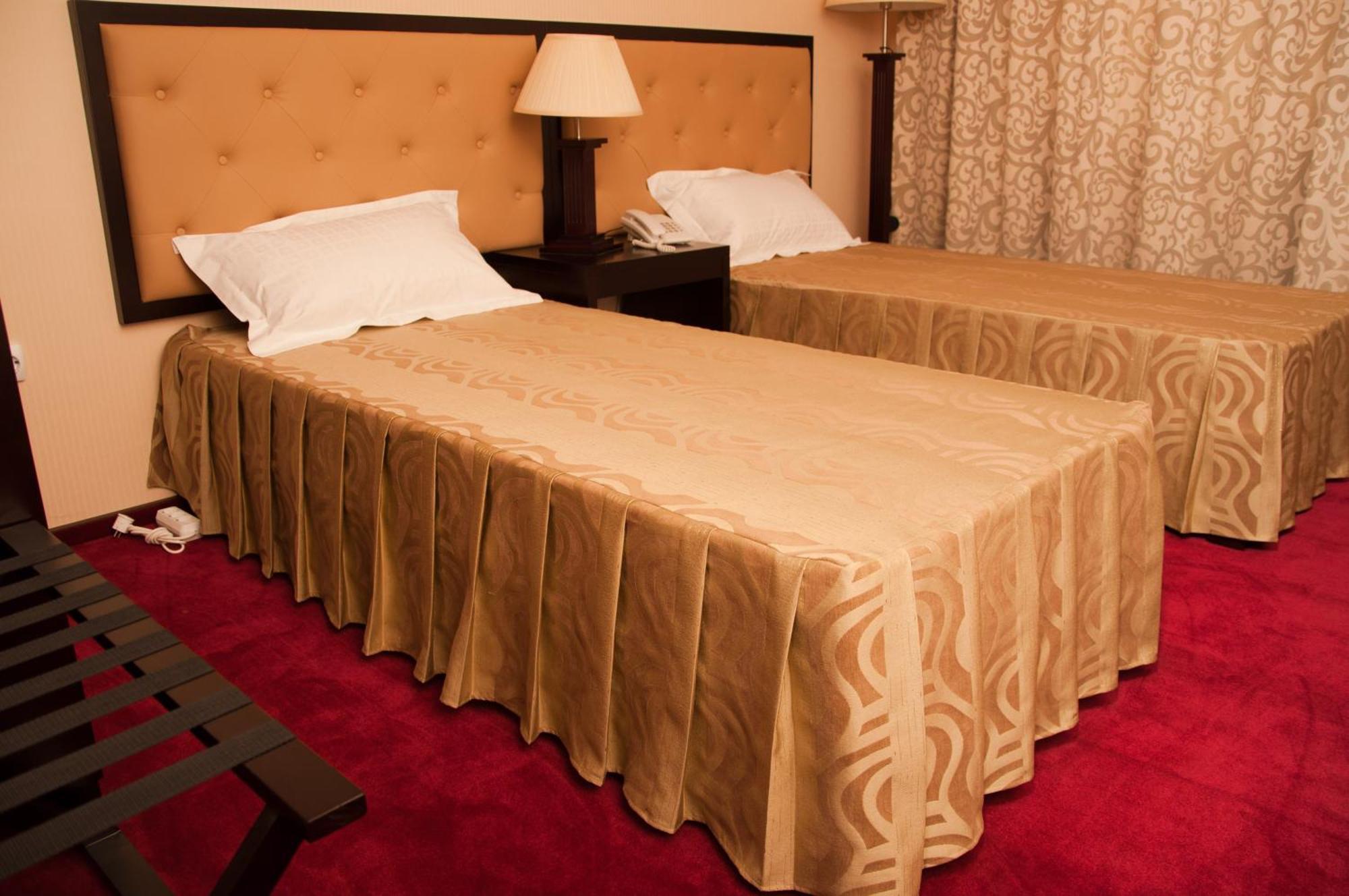 Hotel Baden Calaraşi Dış mekan fotoğraf